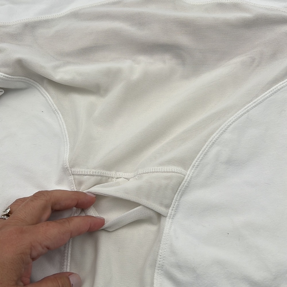 Lululemon Racerback Tank S - Picture 5 of 6